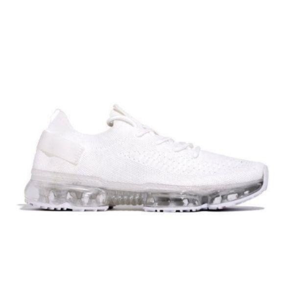 !! RESTOCKED !! Slip On Flyknit Sneakers in White - Picture 3 of 8